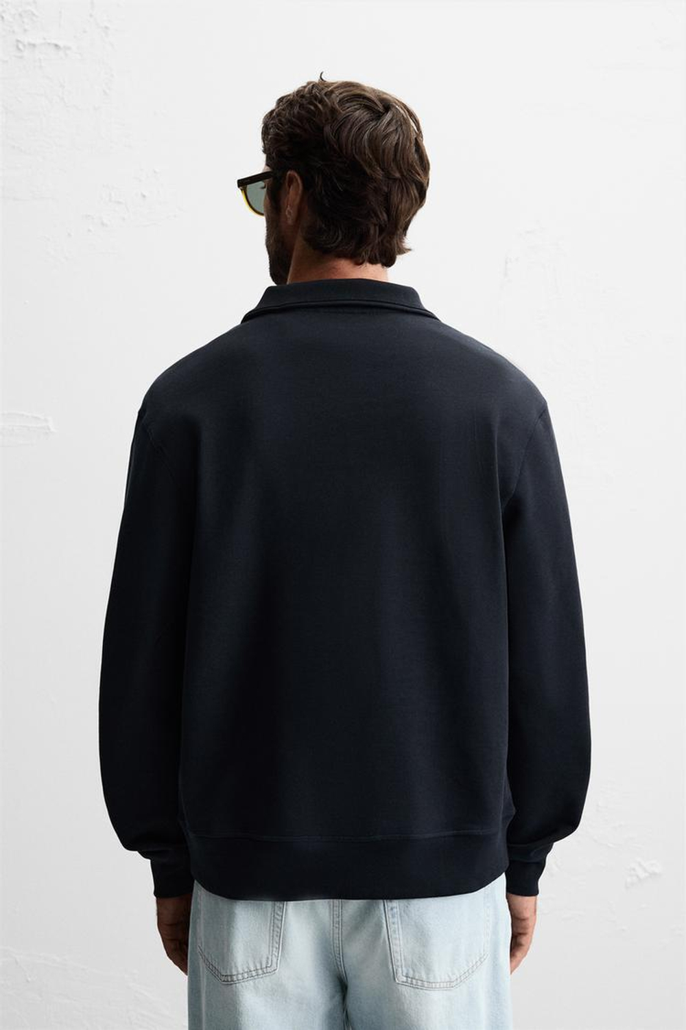 ZARA БАЗОВАЯ ТОЛСТОВКА С ВОРОТНИКОМ НА МОЛНИИ, МОРСКОЙ СИНИЙ