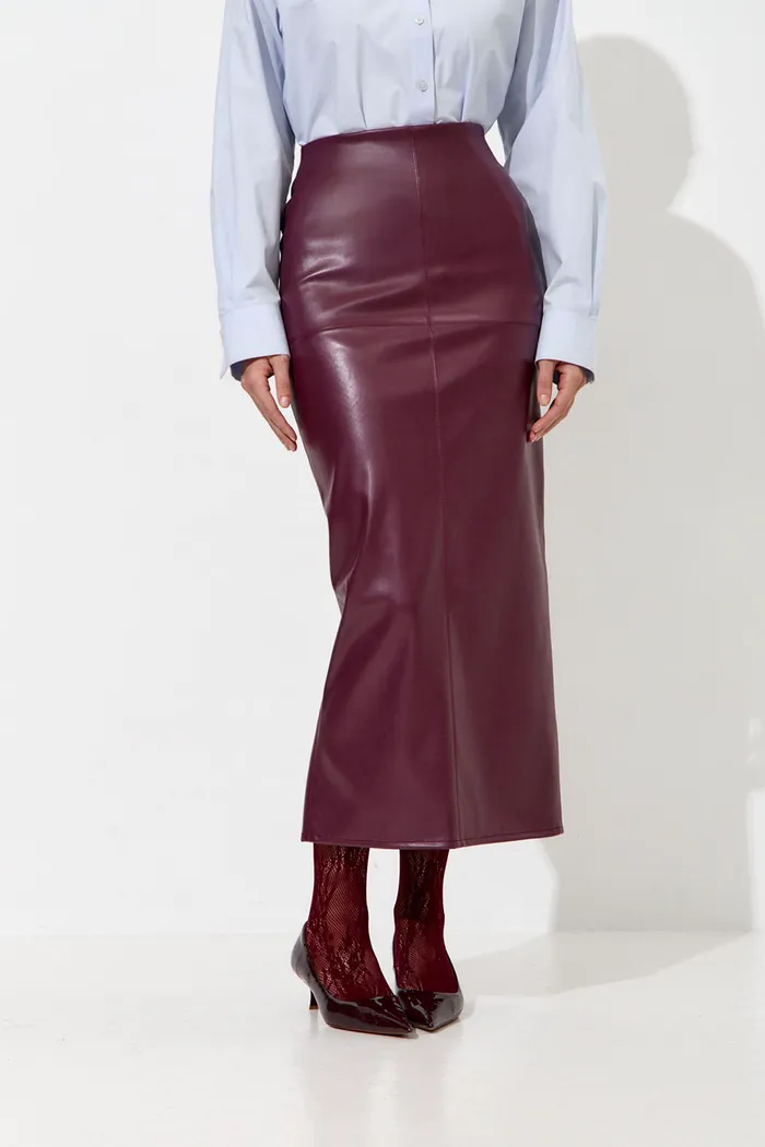Юбка карандаш из экокожи сливового цвета