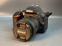 Nikon D5600 kit 18-55mm, 4400 кадров