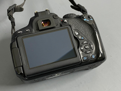 Canon 650D Kit 18-55mm III 19.000 кадров