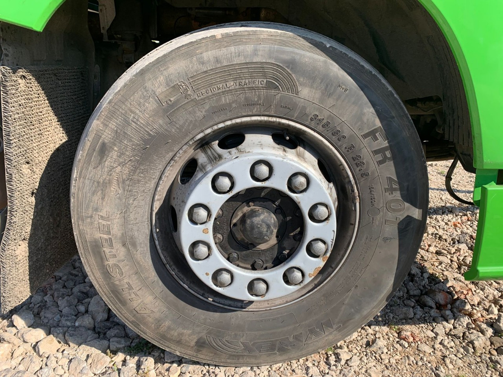 FAW JH6 6x4 Седельный тягач CA4250P25K15T1NE5A80 (Газовый, 12,5 л, 430 л.с., МТ)