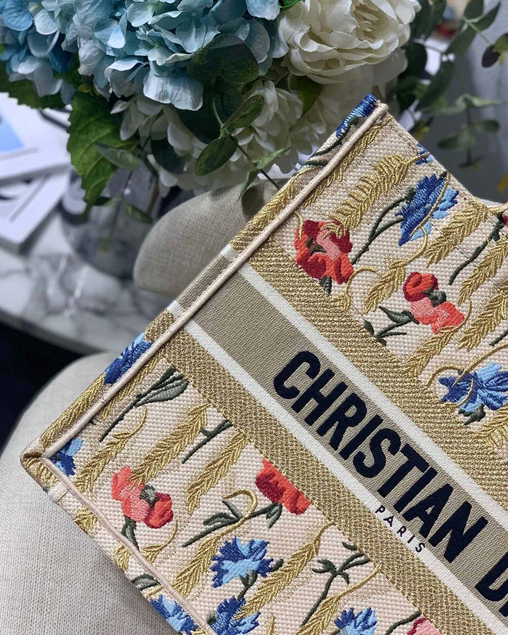 Christian Dior Book Tote 36 cm
