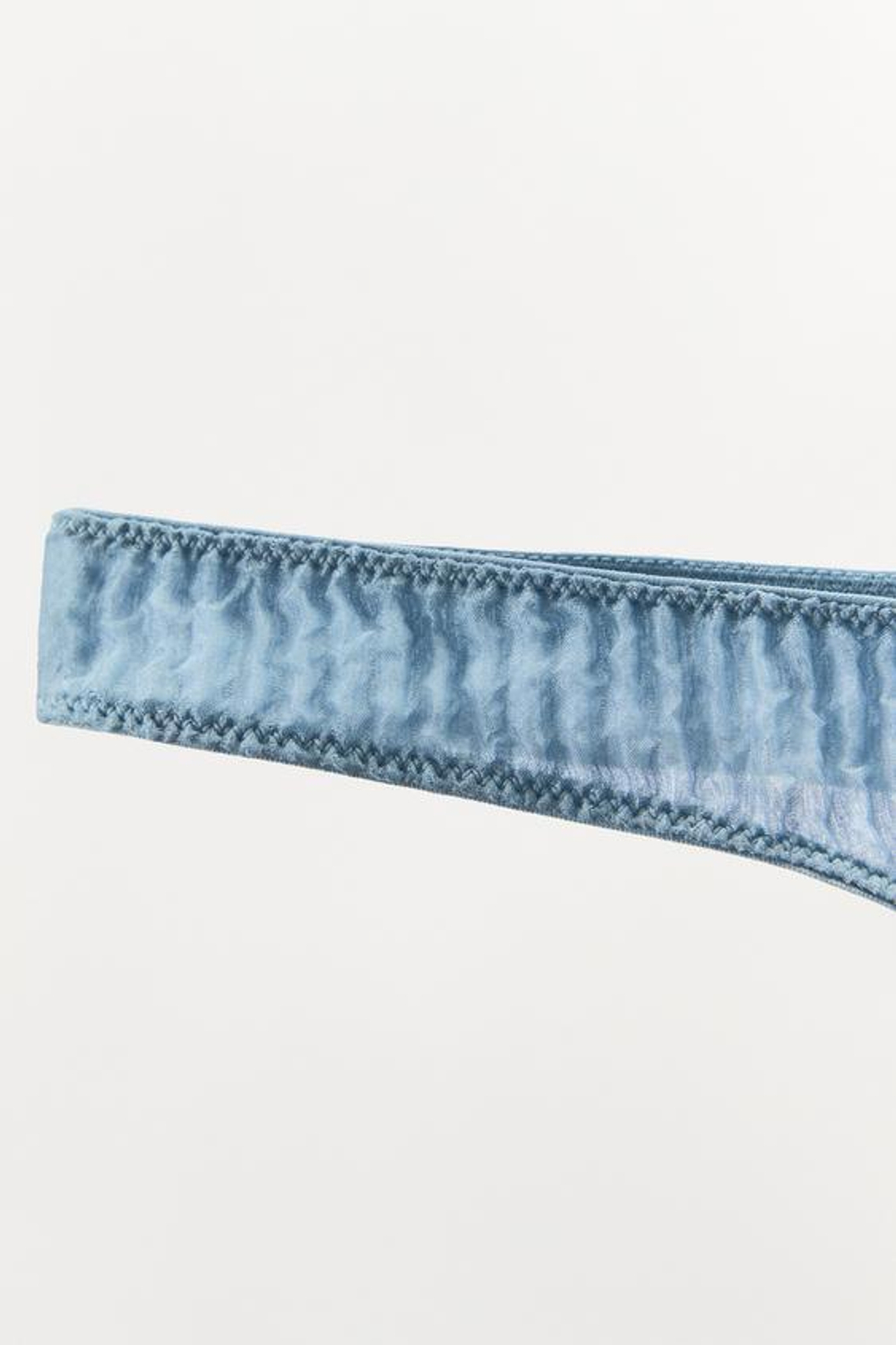 ZARA ТРУСЫ-ТАНГА ИЗ 100% ШЕЛКА С ЖАТЫМ ЭФФЕКТОМ LIMITED EDITION, ГОЛУБОЙ