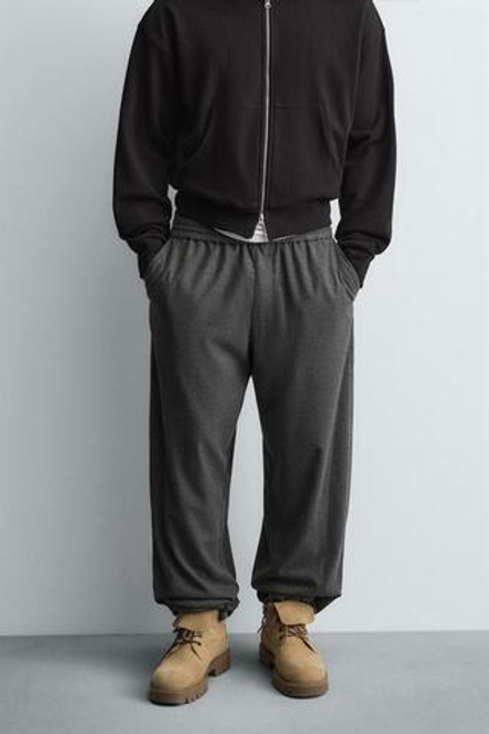 ZARA БРЮКИ RELAXED FIT ИЗ РЕЛЬЕФНОЙ ТКАНИ, СЕРЫЙ