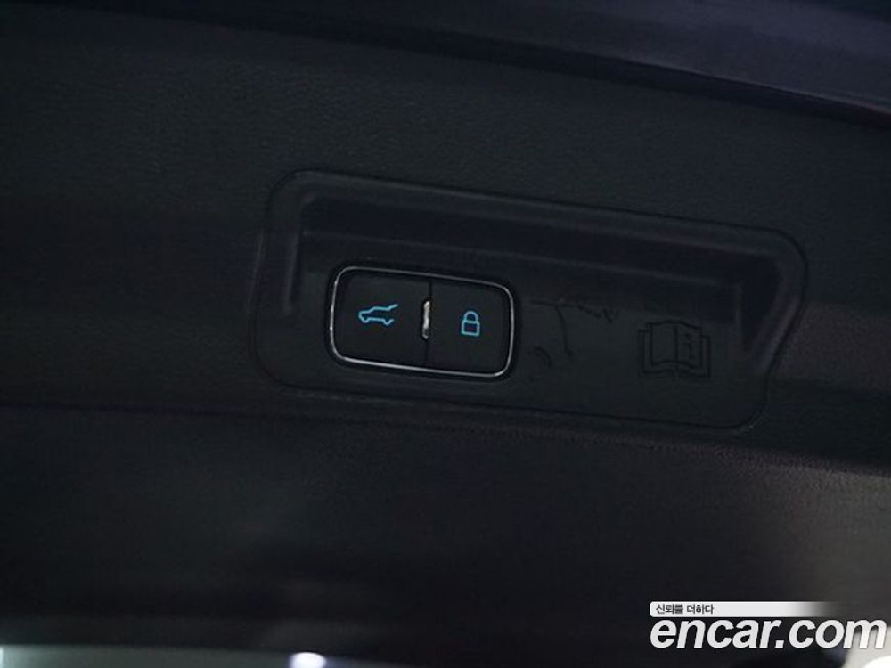 Ford Explorer 6 Generation 3.3 Hybrid (08.2022)