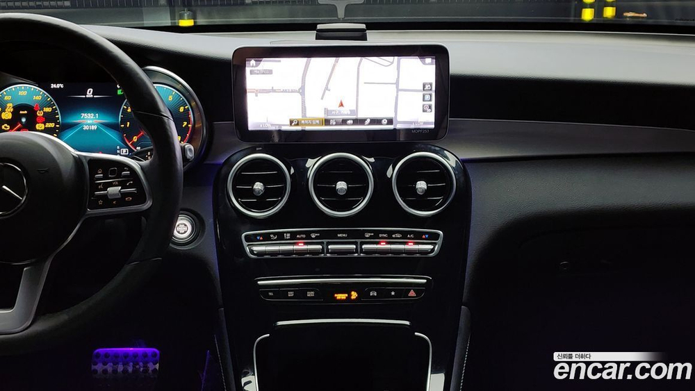Mercedes-Benz GLC-Class X253 GLC300 4MATIC Premium (07.2020)