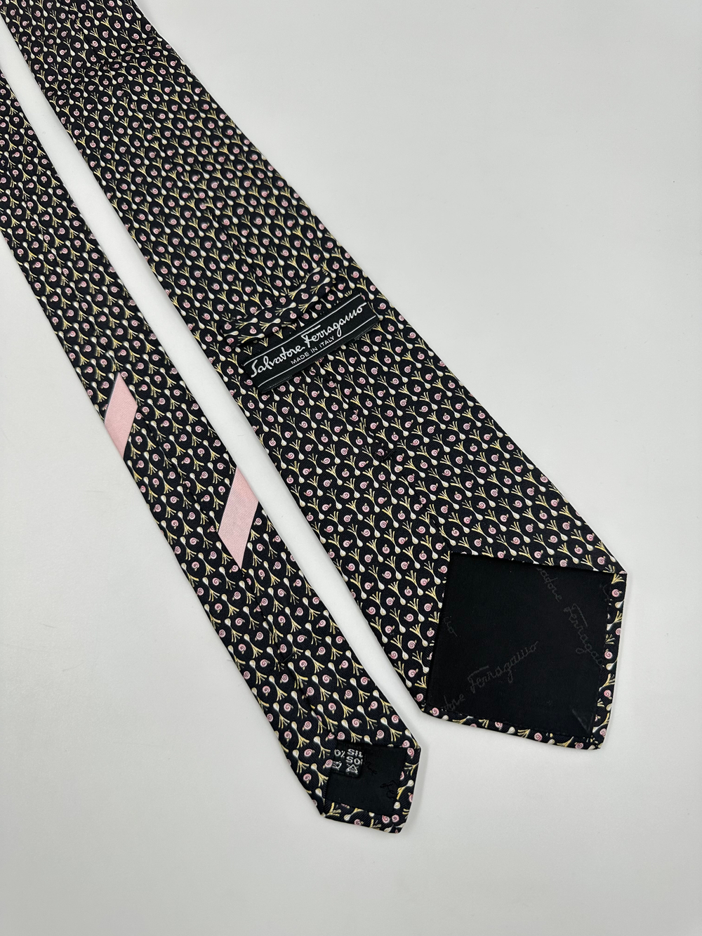 Галстук чёрный «Лук» Salvatore Ferragamo