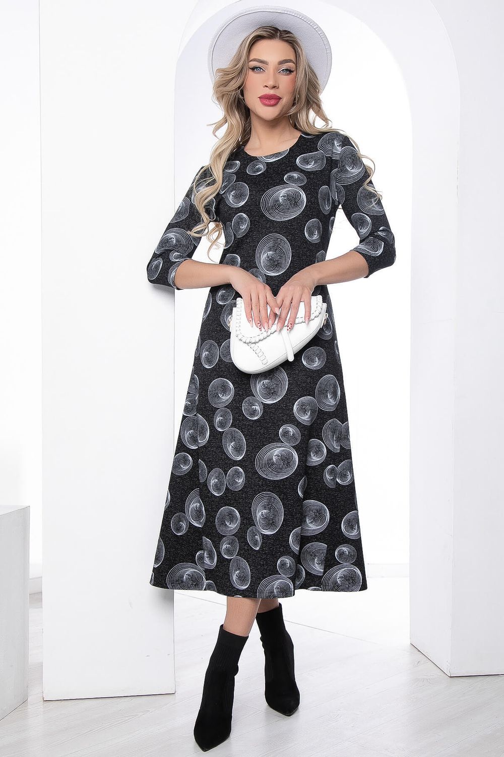 Платье "Идеал стиля" (черное/принт) П8792 LT Collection (Акция)