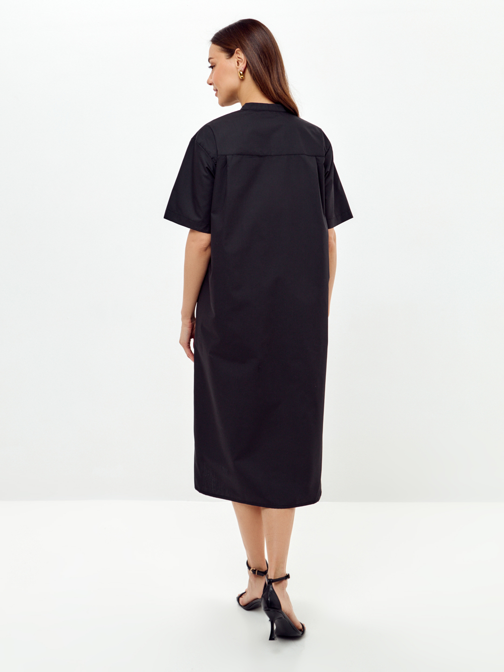 Платье-рубашка прямого силуэта