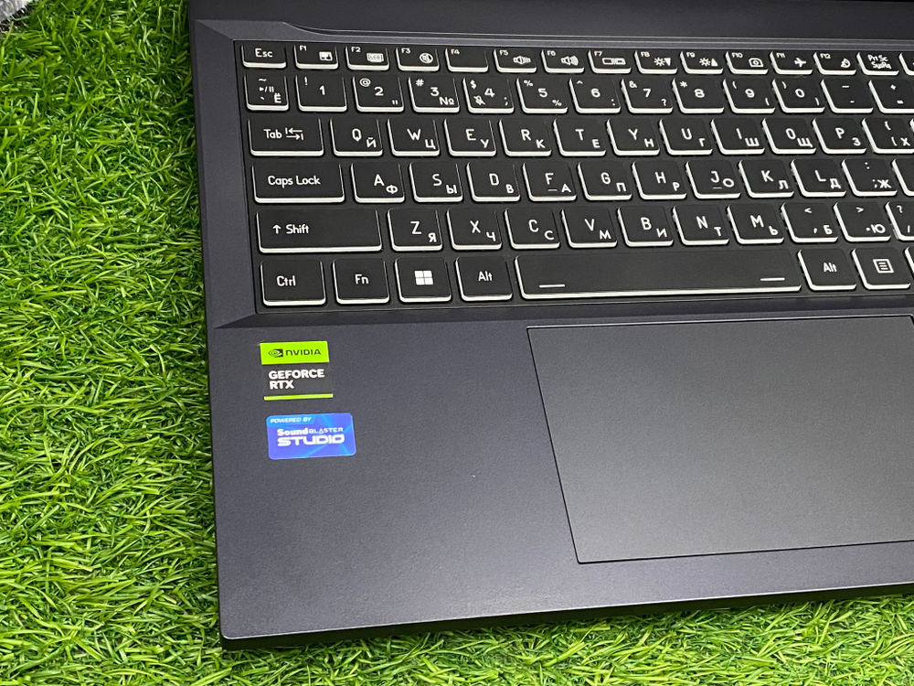 Игровой ThundeRobot 15.6 i5-12450H/RTX 4050 6GB/IPS 144Hz/16GB/512GB/ 911S Core XD[JT009400ERU]/Windows 10