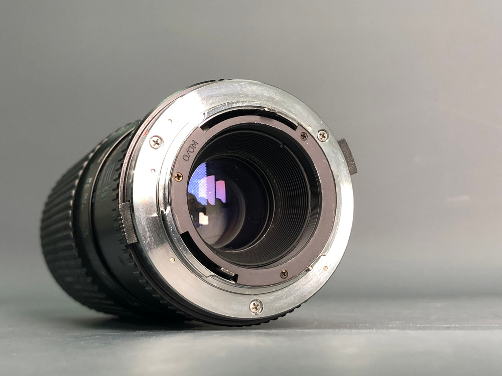 Tokina RMC 80-200mm f4 М42 присутствуют следы грибка