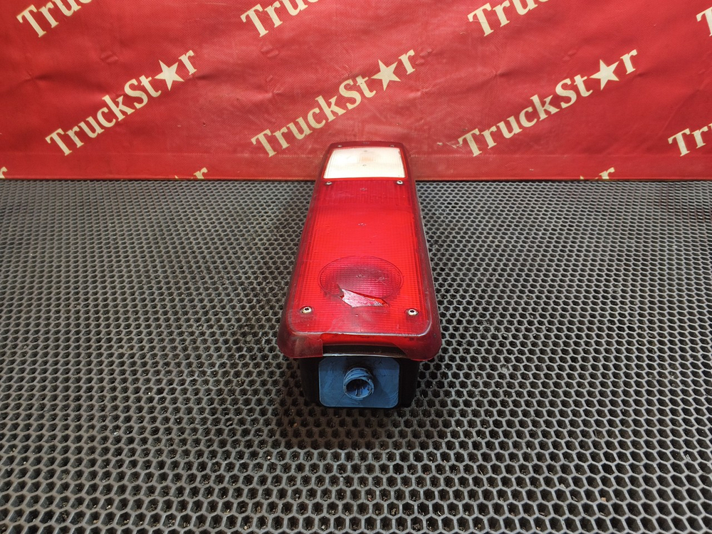 Фонарь задний