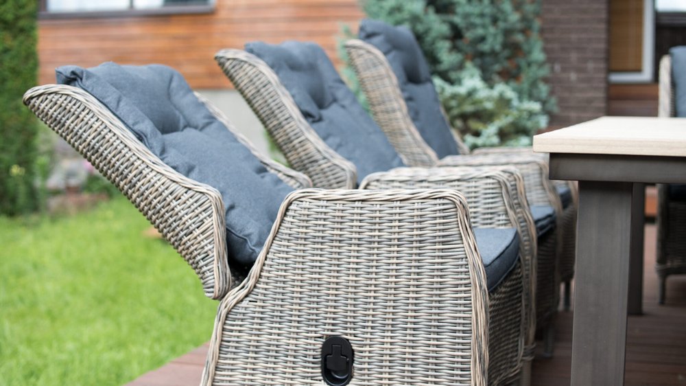 Регулируемое кресло из искусственного ротанга /алюминиевый каркас ВЕРОНА Коричневое