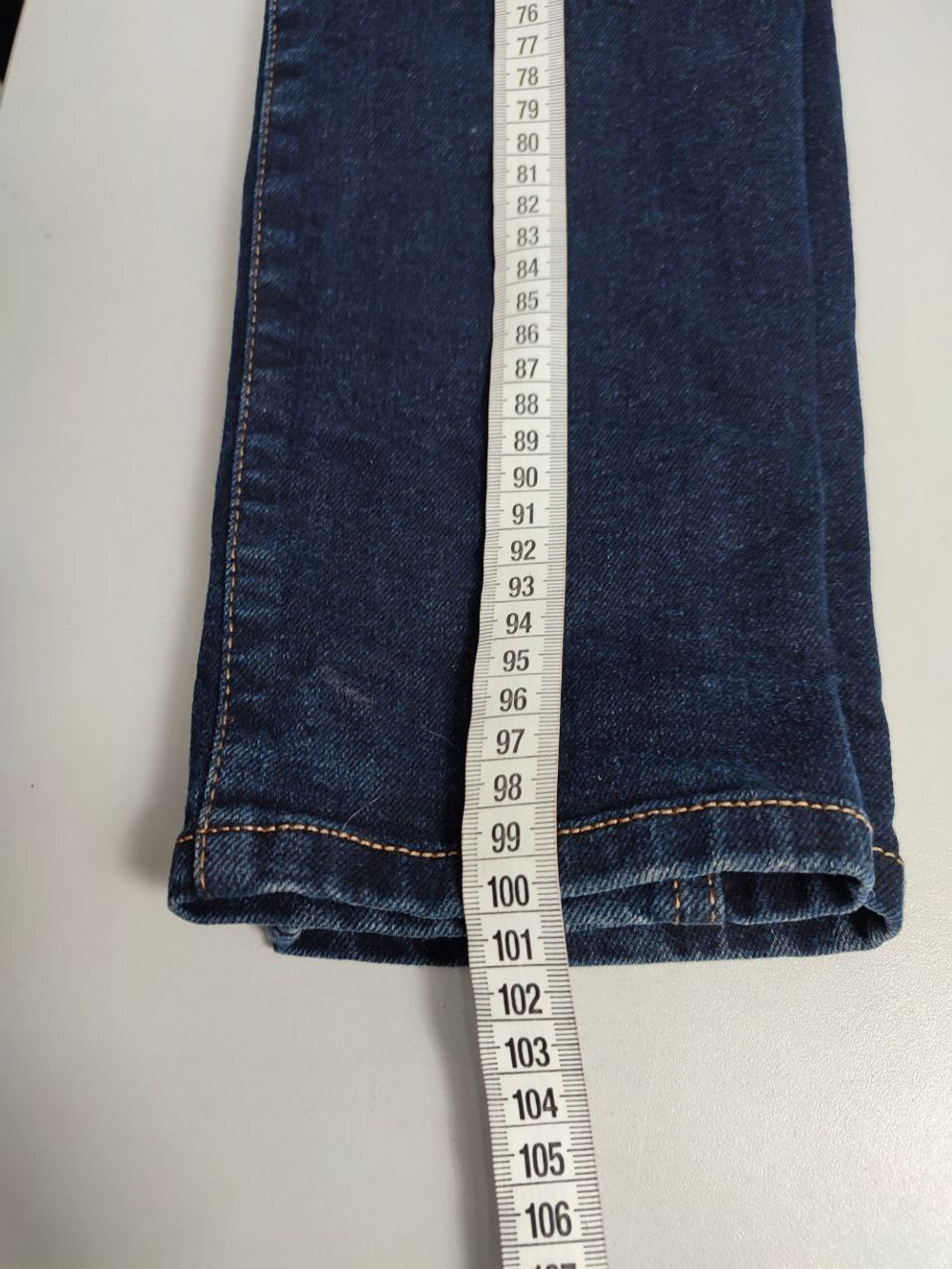 Джинсы Gloria Jeans темные 40 размер