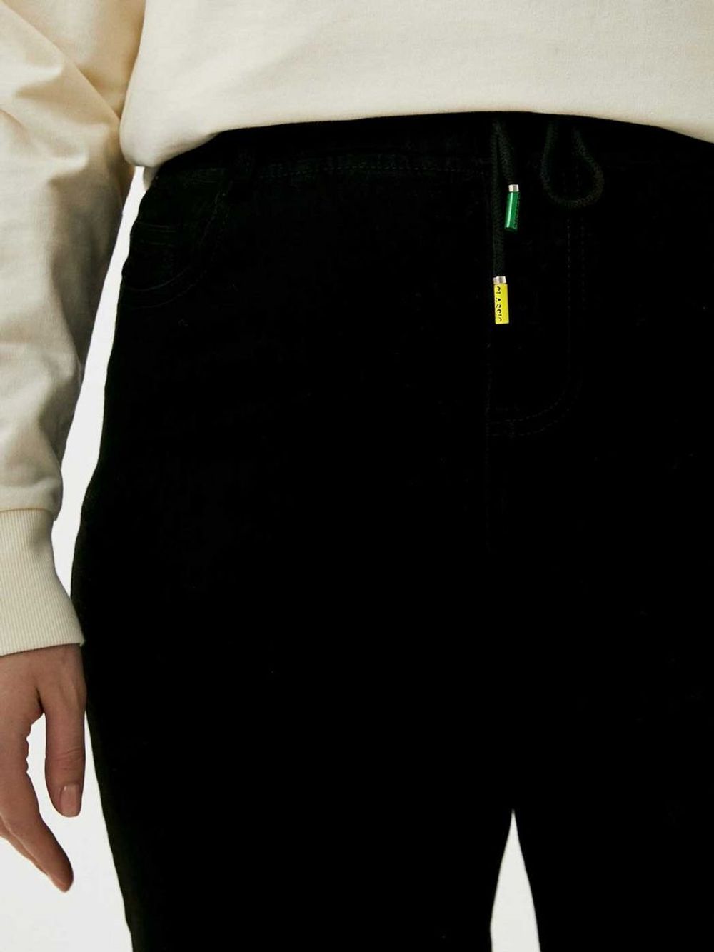 Джинсы на резинке больших размеров