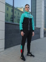 Костюм спортивный