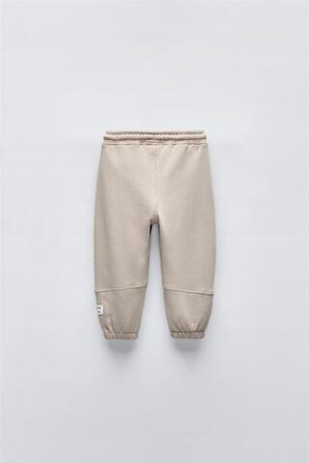 ZARA БРЮКИ ИЗ МЯГКОЙ ТКАНИ С НАШИВКОЙ, ЦВЕТ ЛЬДА