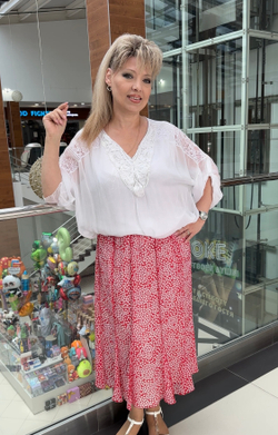 Немецкая, шифоновая, красно-белая юбка