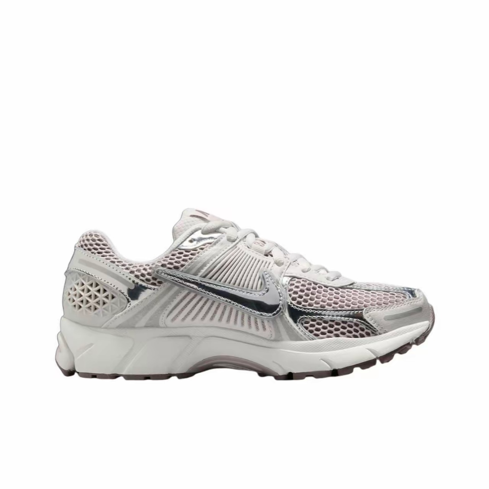 Nike Air Zoom Vomero 5 "Chrome Platinum Violet"