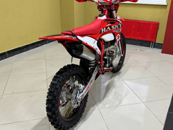 Мотоцикл Hasky V4 Racing (300cc, баланс. вал, 4 клапана)