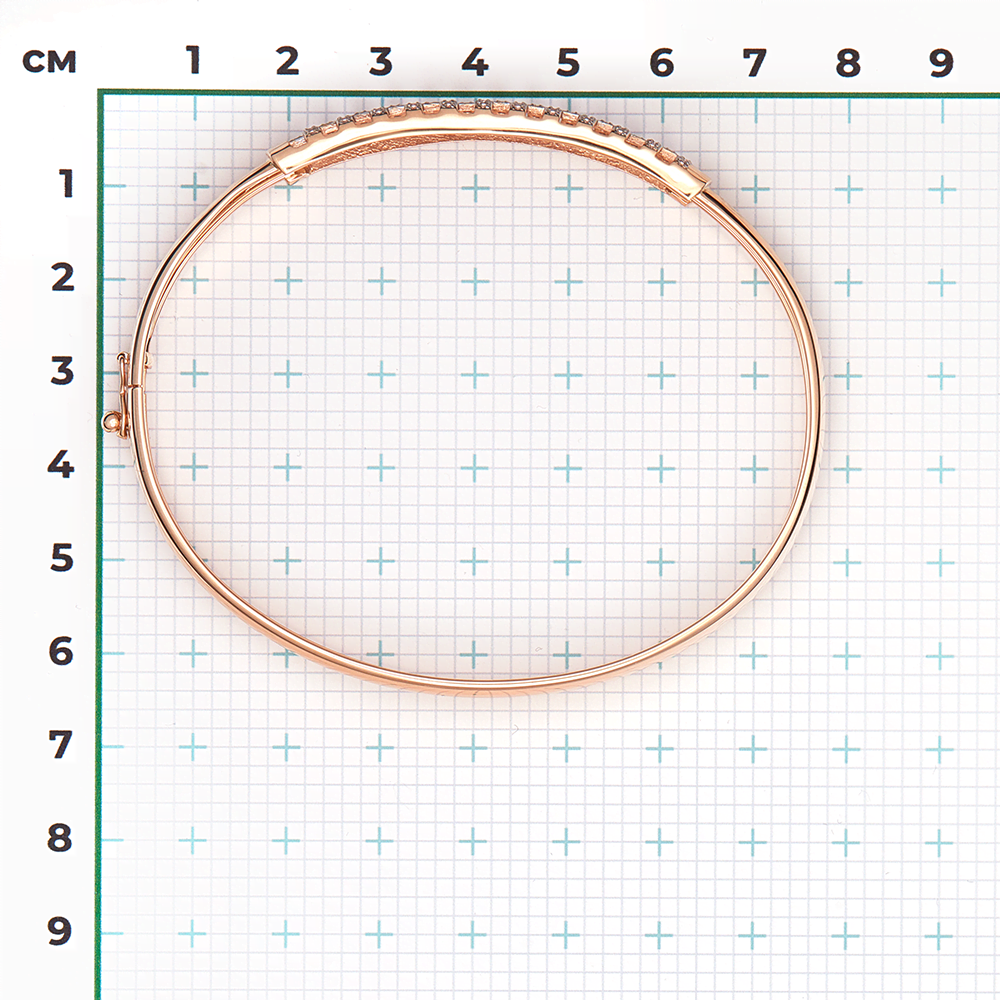 Браслет жесткий из красного золота с фианитами