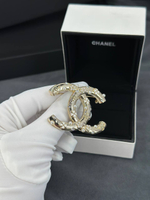 Брошь CHANEL