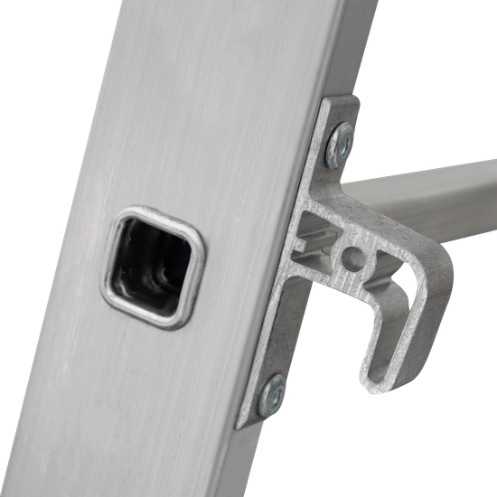 Лестница алюминиевая 3-х секционная 8 ступеней Новая высота NV1230 артикул 1230308