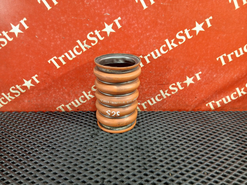 Патрубок интеркулера