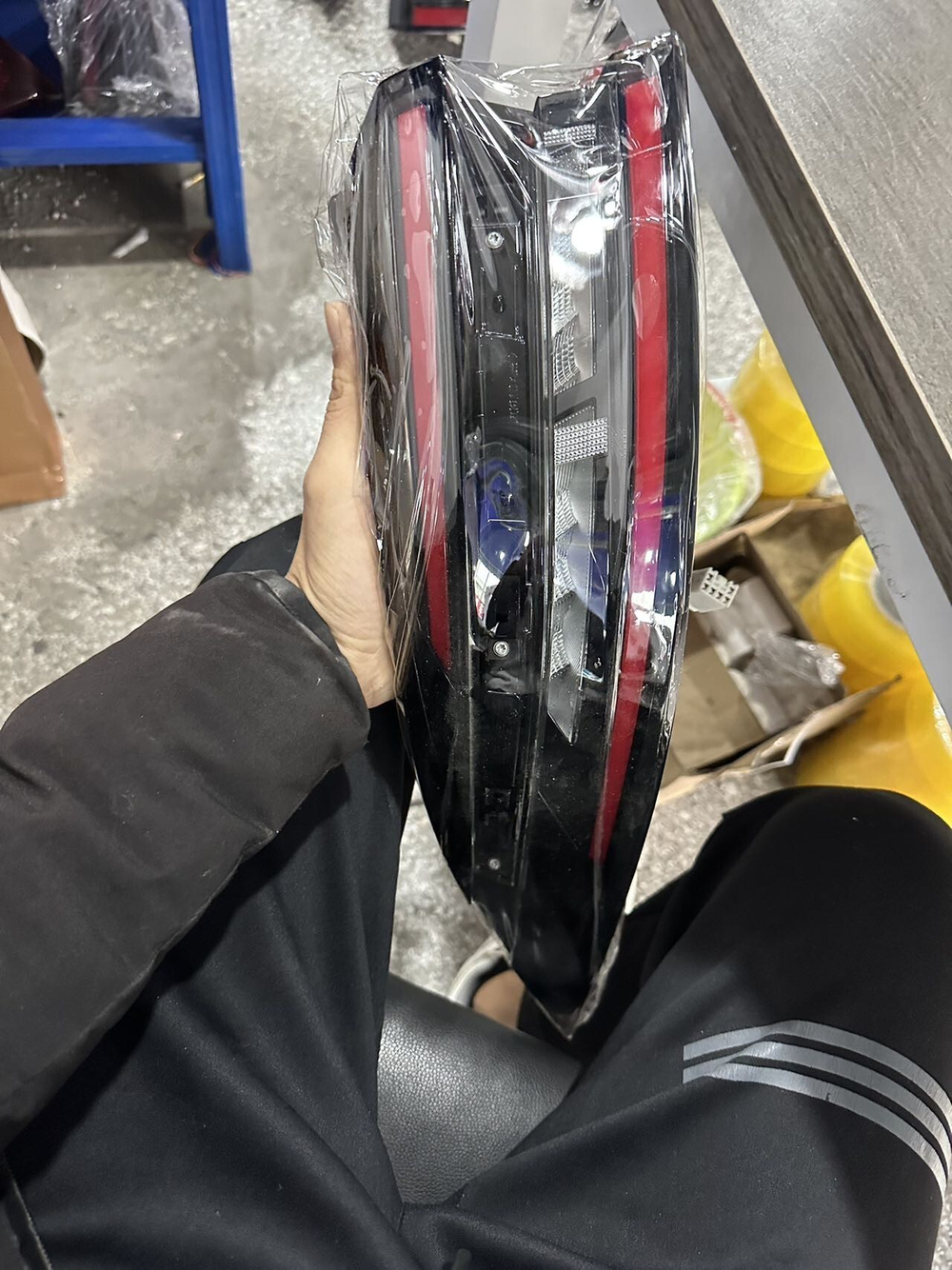 Задний фонарь (центральный) для GAC Aion S/S Plus