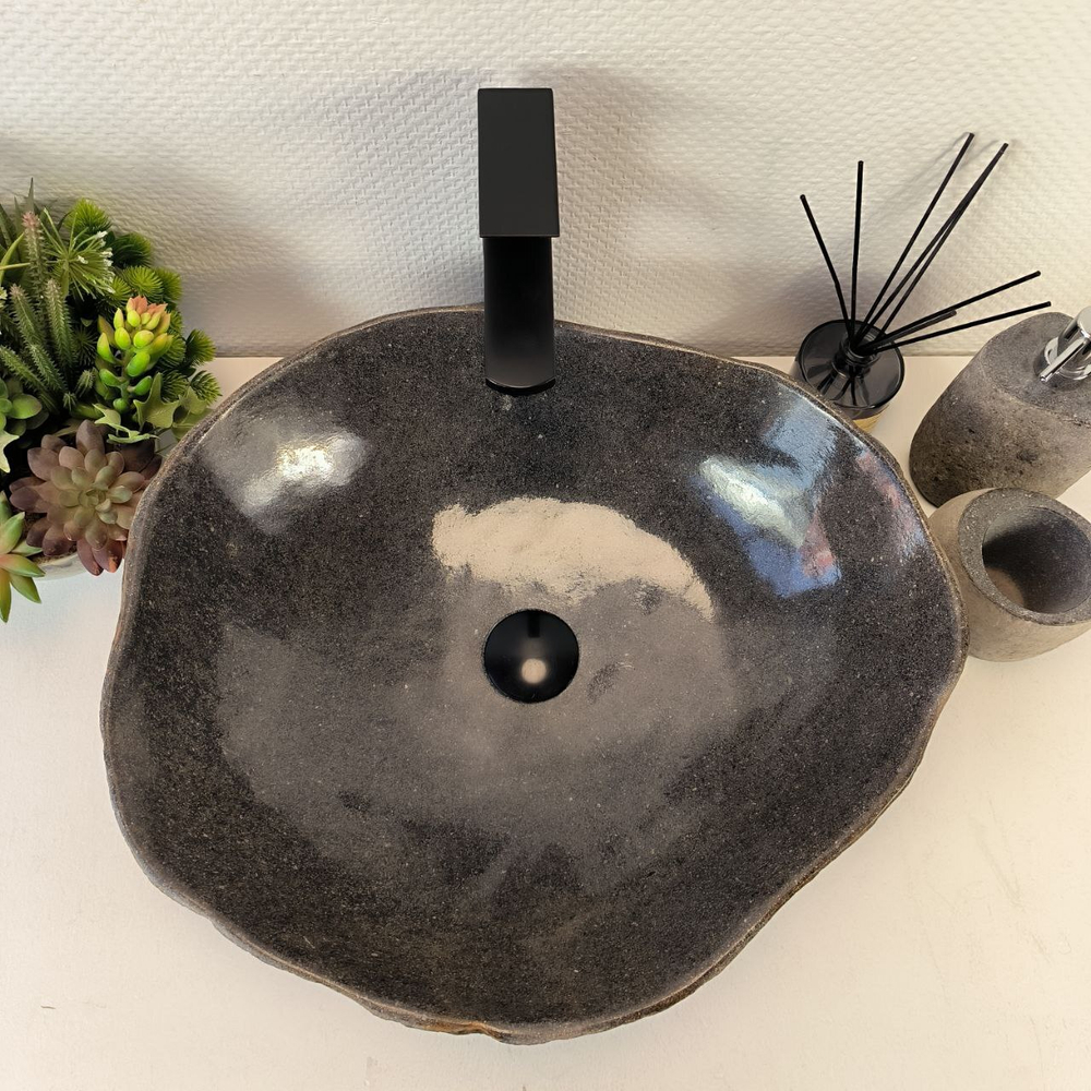 Раковина из речного камня RS-65379 52*45*16 0862