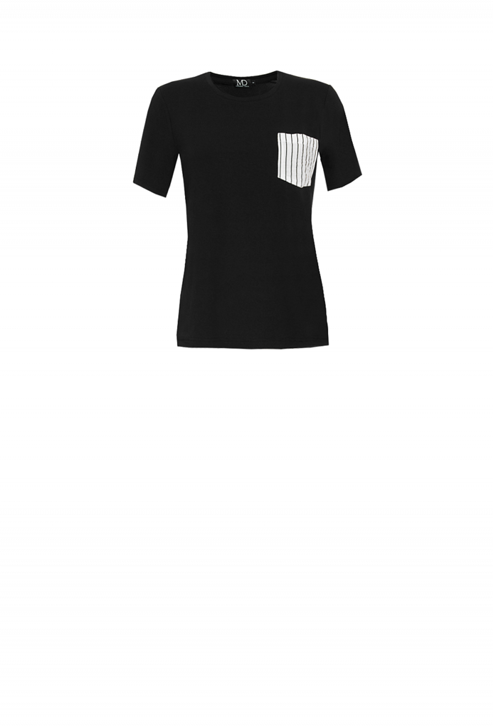 Футболка чёрная свободного кроя с накладным карманом