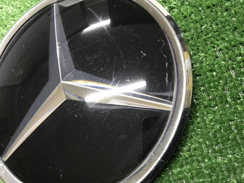 Эмблема решетки радиатора Mercedes C w205 (14-18)