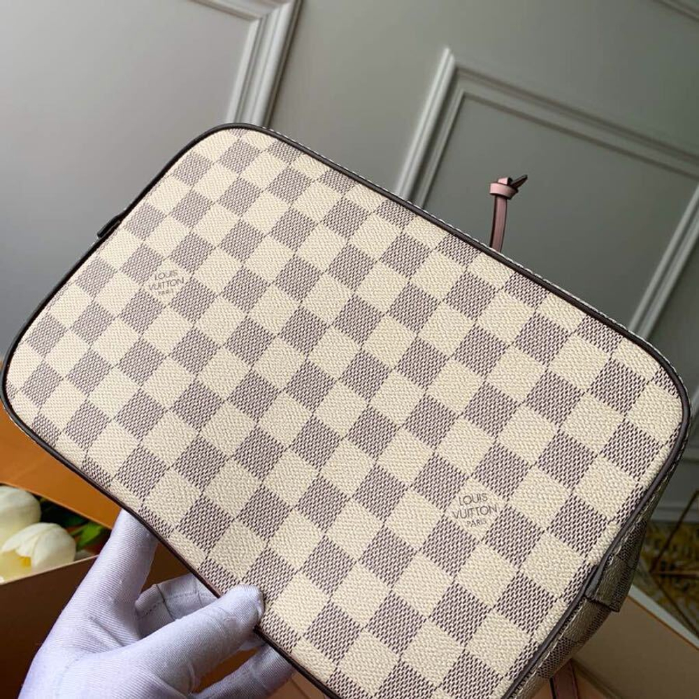 Louis Vuitton NeoNoe MM