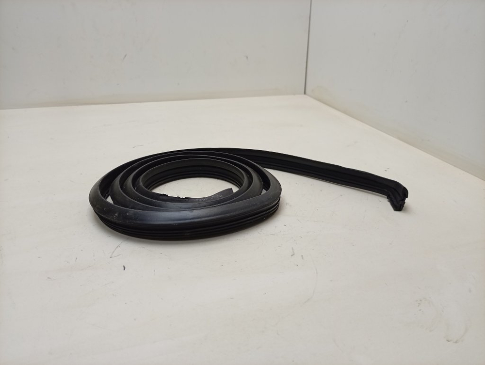 LFTA+5H1741 ктп11 Уплотнительная резина для посудомоечной машины Ariston Indesit C00256570 б/у