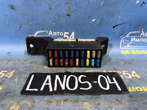 Блок предохранителей салонный CHEVROLET LANOS 2007