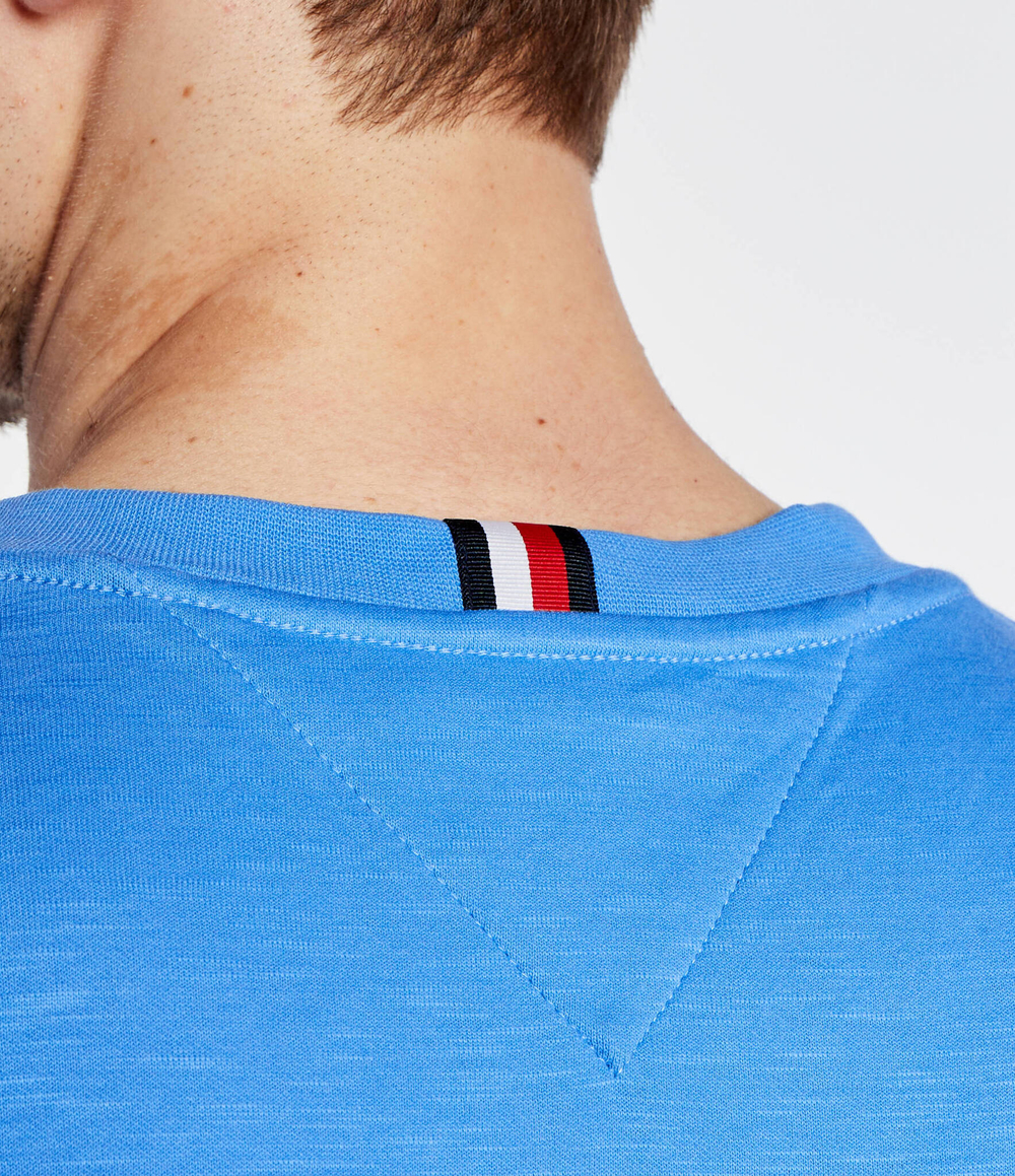 Футболка BADGE TEE Tommy Hilfiger - голубой(MW0MW34423)