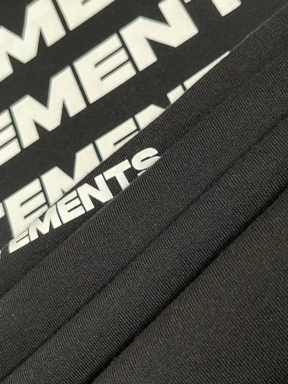 Футболка Vetements