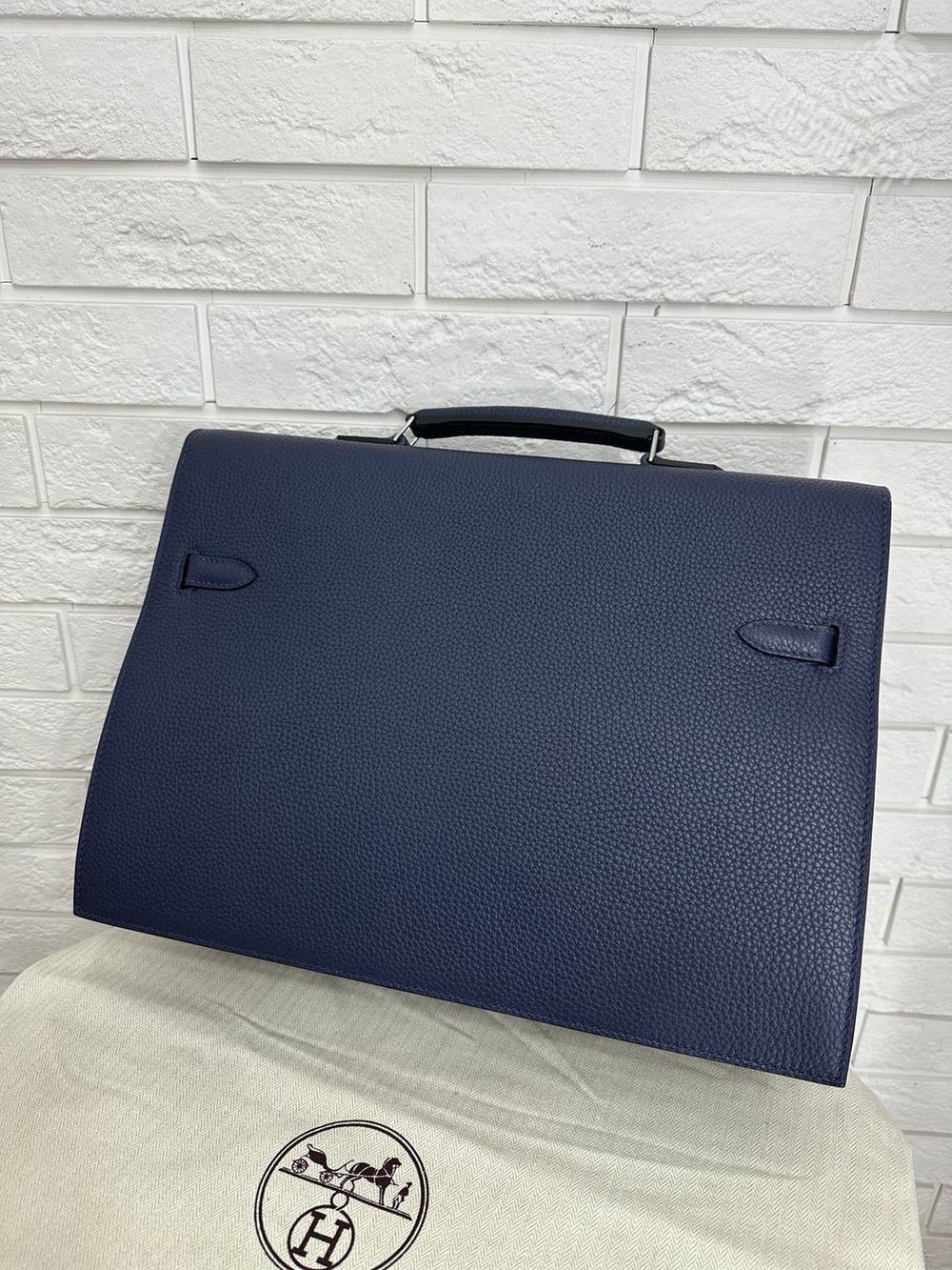 Портфель Hermes