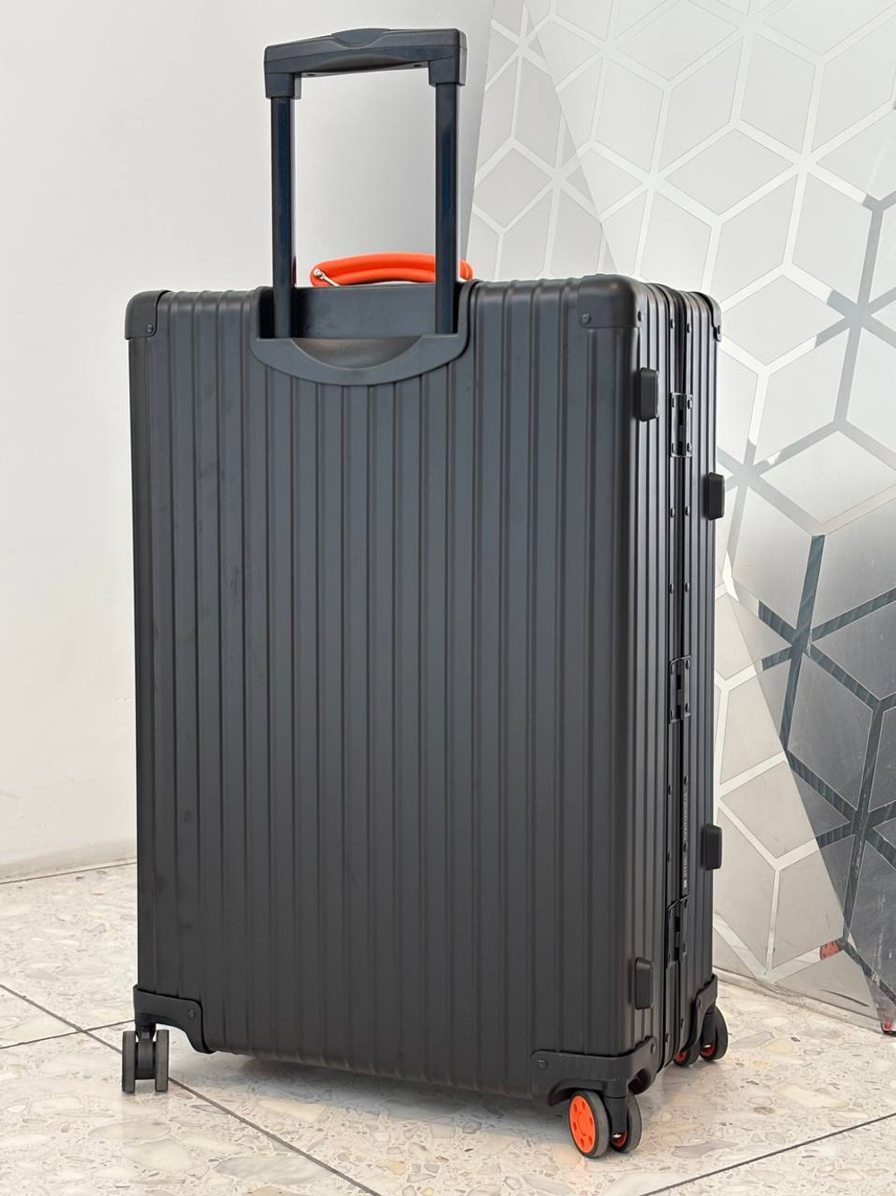 Чемодан Rimowa