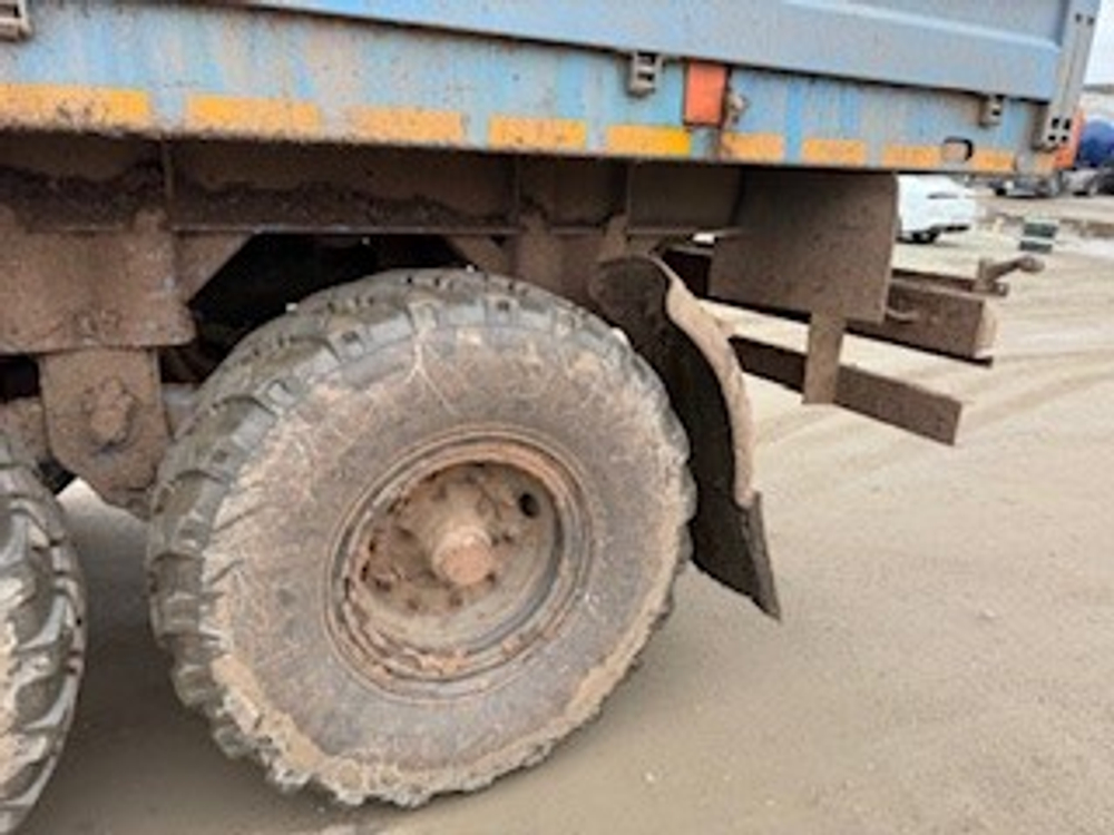 УралСпецТранс 9465* Полуприцеп бортовой 94654L