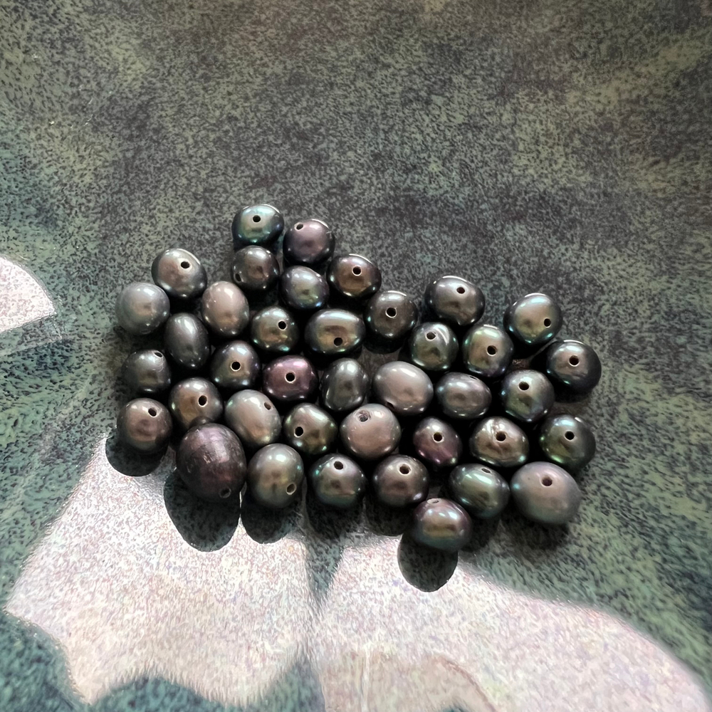 Жемчуг. Камни для изделий на заказ. Цена зависит от вида заказанного изделия