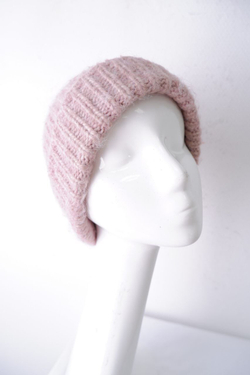 Шапка H&M вязаная на 6-10 лет