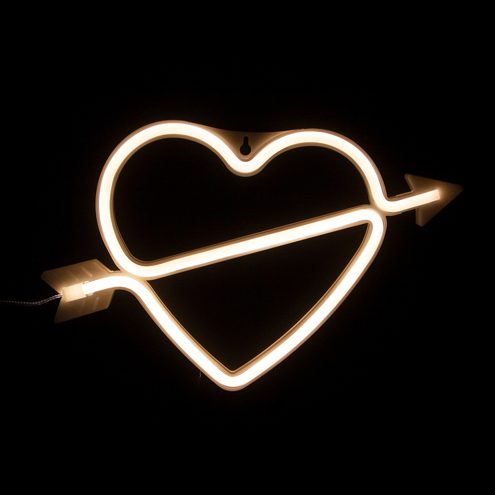 Световая фигура "Сердце со стрелой" желтое 18х28 см