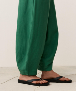 OYSHO Брюки-баллоны из смеси лиоцелла и 24% льна со швами, изумрудно-зеленый