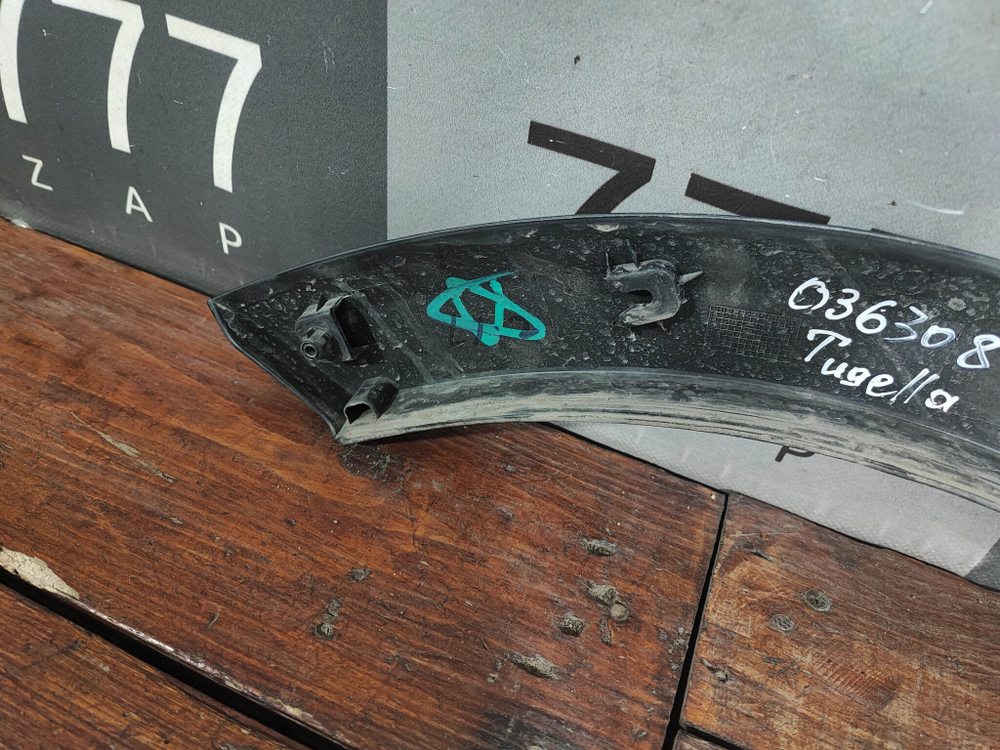 Накладка двери задней левой Geely Tugella 19-нв Б/У Оригинал 6600211603