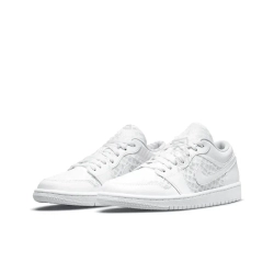 Женские кроссовки Air Jordan 1 Low Breathe 'Triple White' DC9508-100