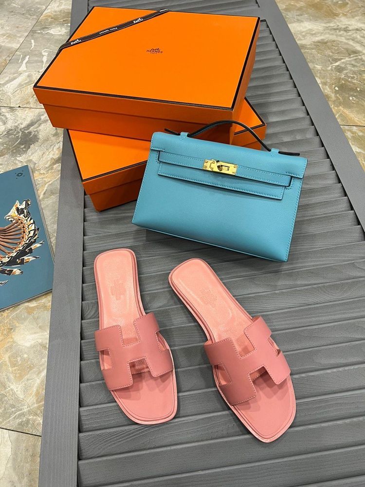 Шлепанцы Hermes