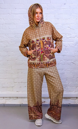 Комплект (худи и брюки) "Оберег", по мотивам старинной русской обережной вышивки