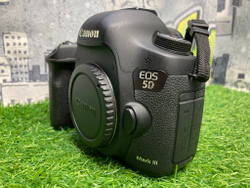Canon EOS 5D Mark III 23.000 кадров