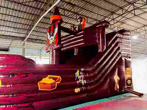 Большой надувной батут-горка “Пиратский корабль” 10*5*6 м